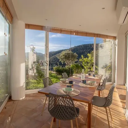 L'oranger Vue Et Piscine Villa